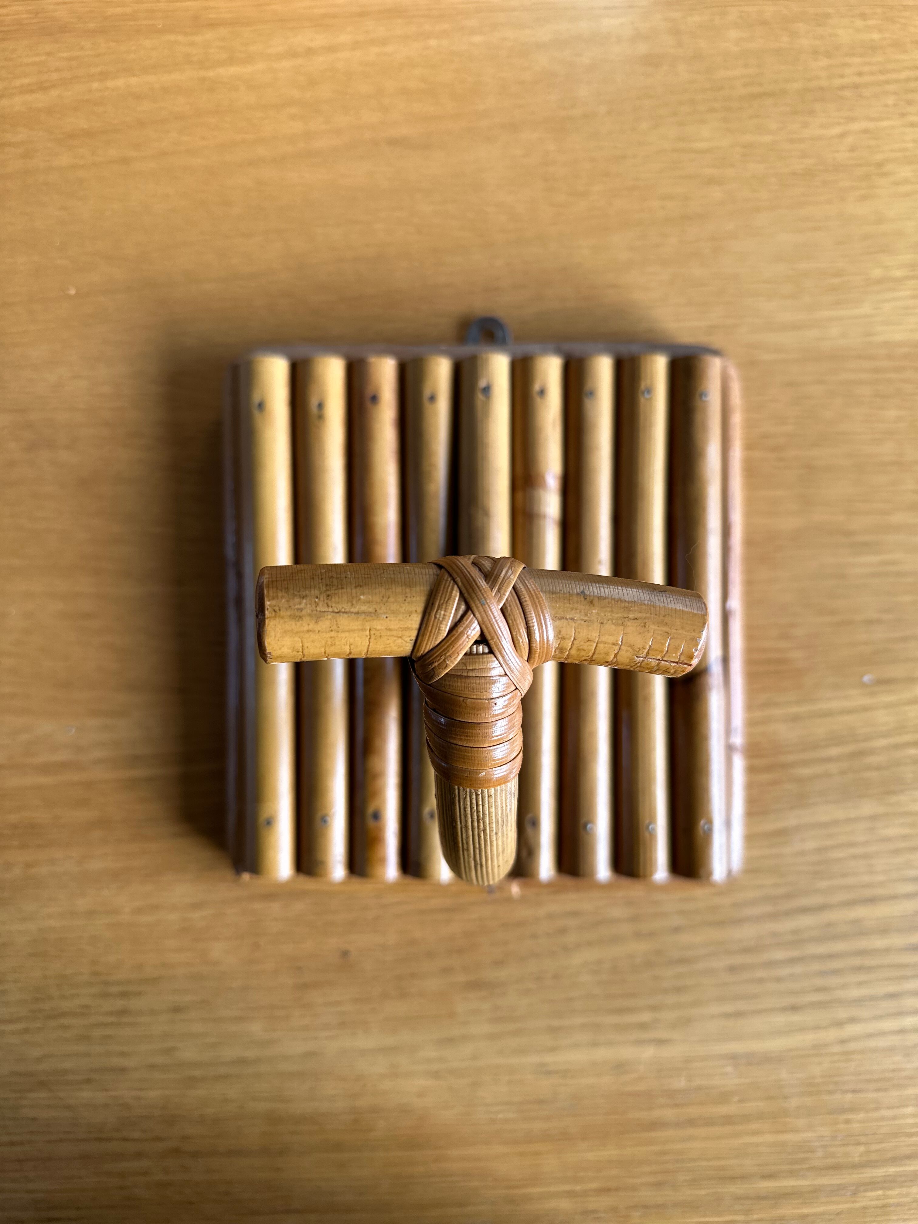 Pair patere vintage bamboo