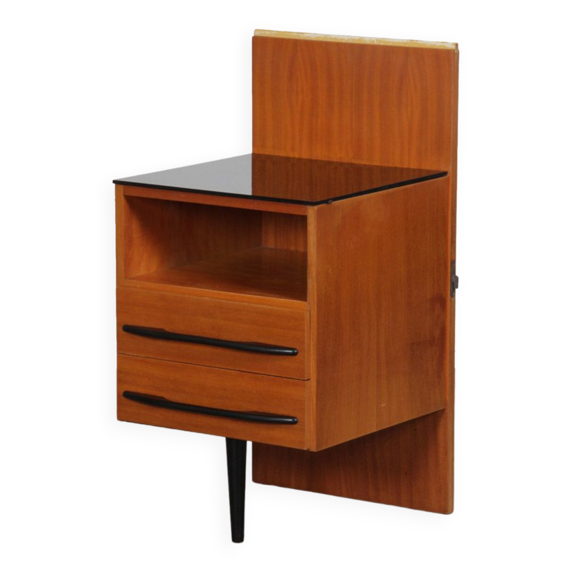 Table de nuit par Mojmir Pozar pour UP Zavody, 1960 Référence : D0215
