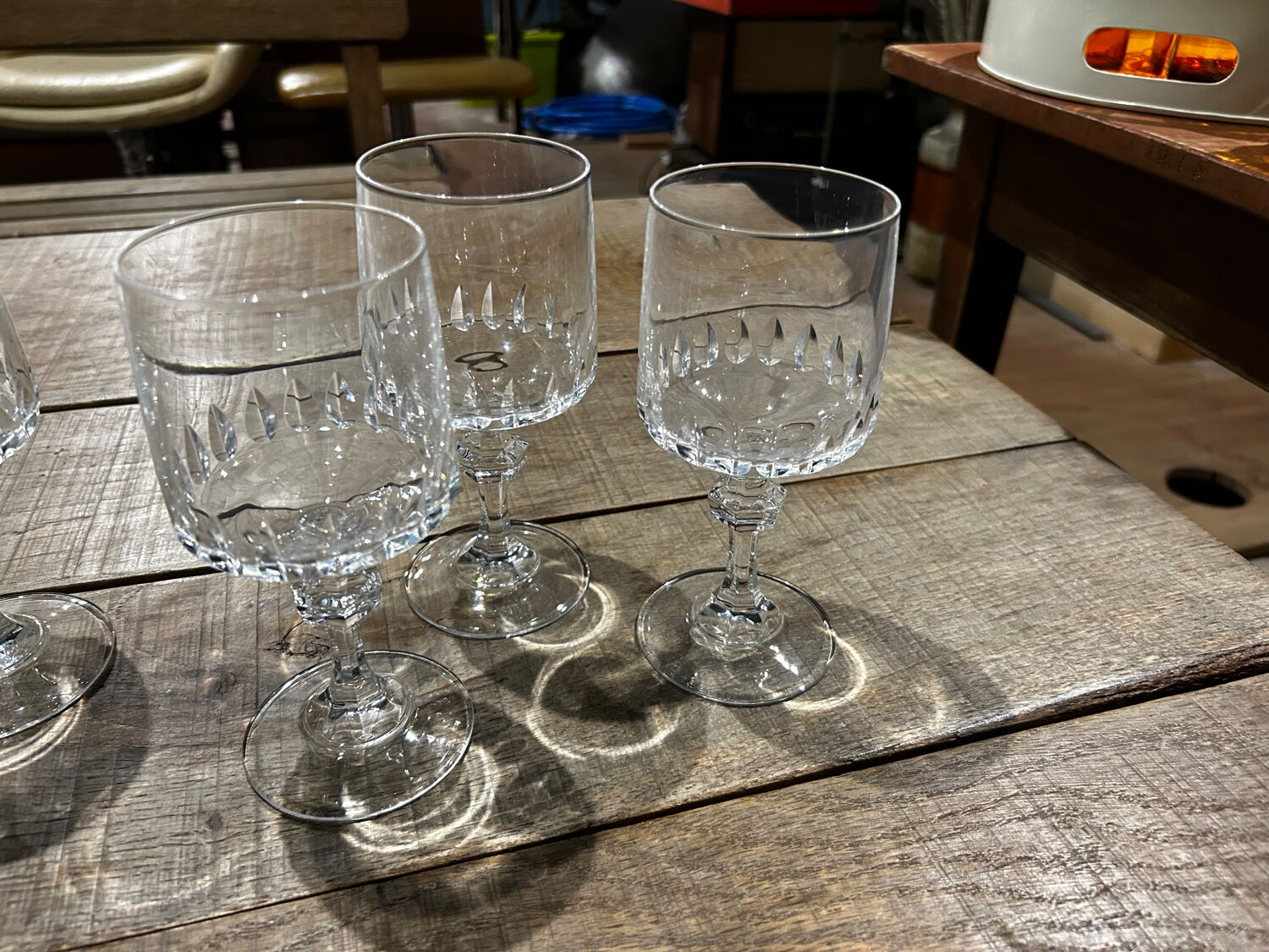 Set of 8 Vendome crystal glasses