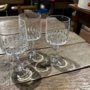 Set of 8 Vendome crystal glasses