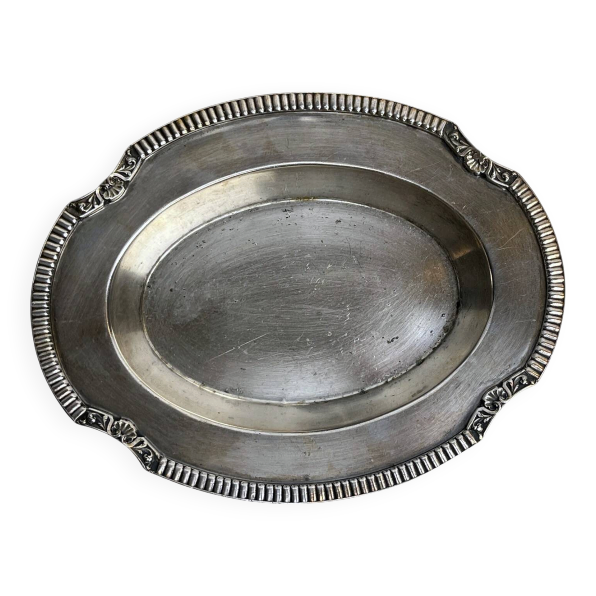Oval metal silver-plated tray with hallmarks from the early 20th century.