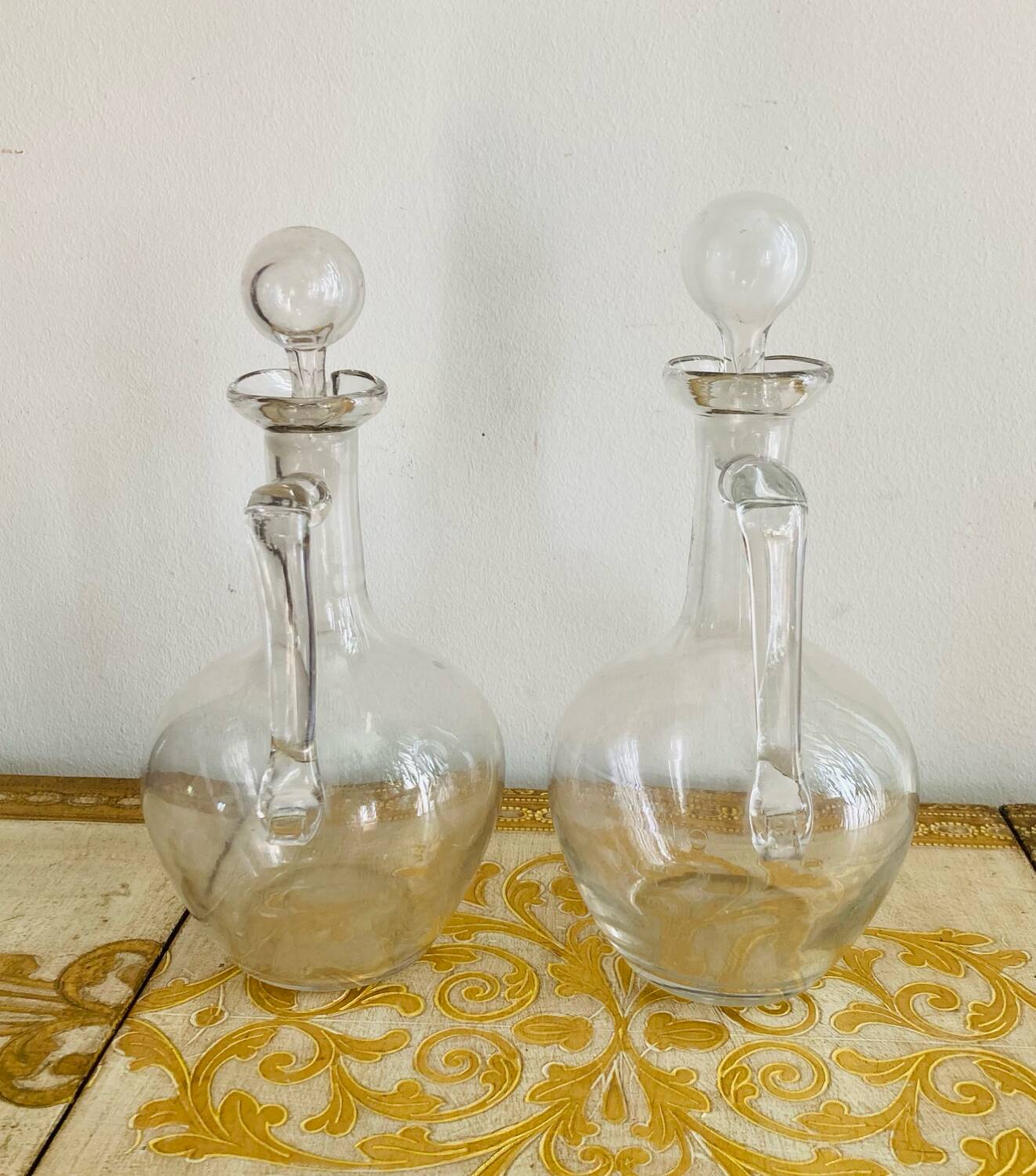 Pichets où carafons à vins en verres époque XIXe
