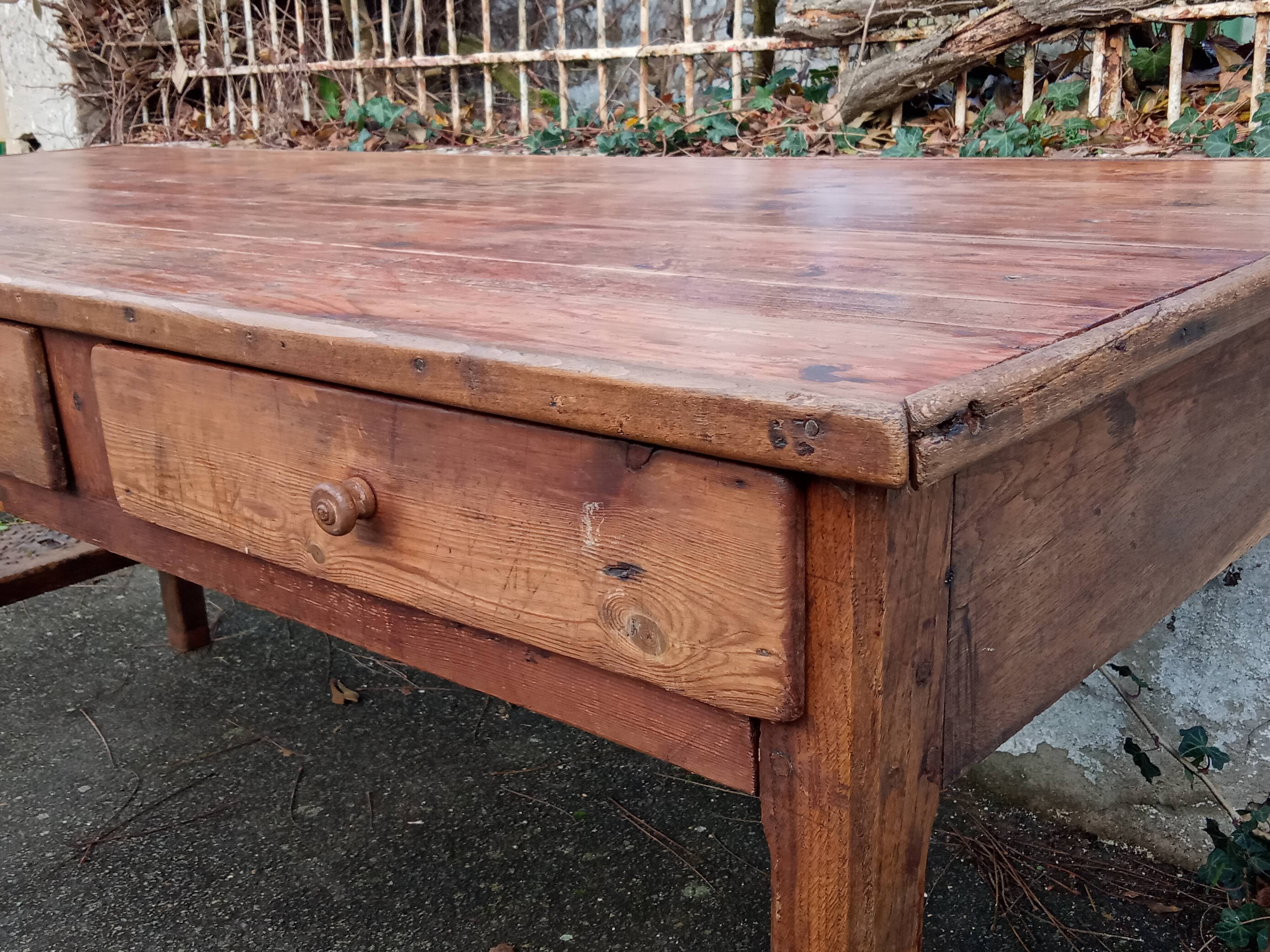 Oak farmhouse table, six drawers
