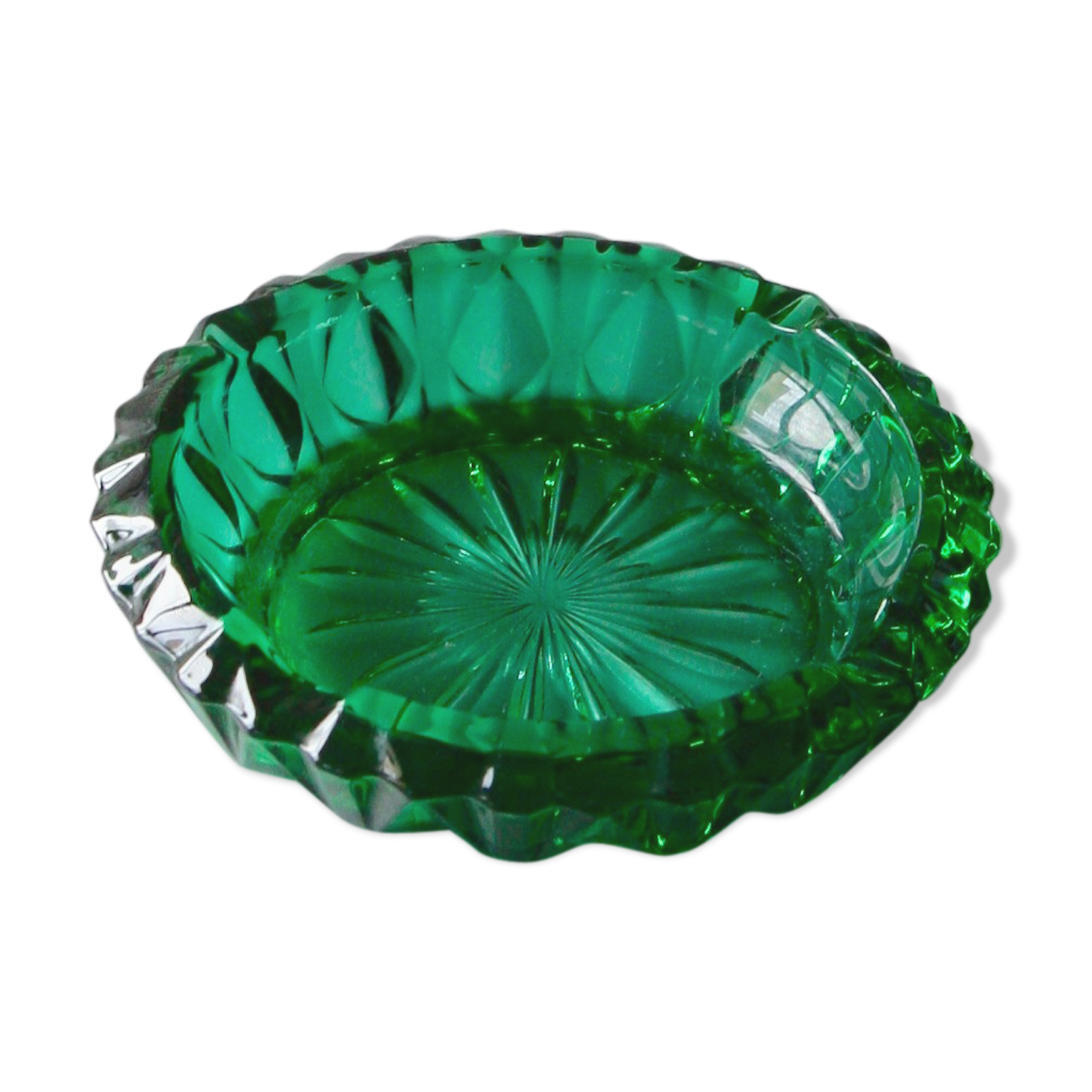 Vintage emerald green glass ashtray