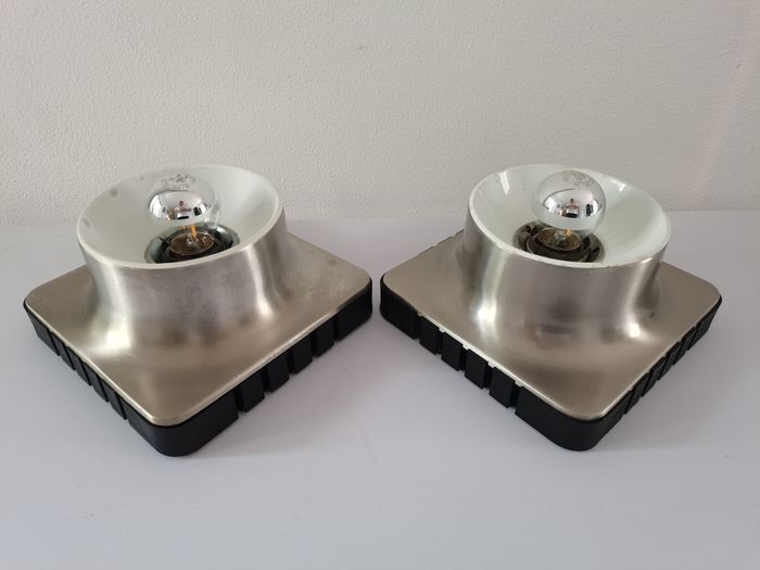 Pair of Italian Wall lamps Targetti