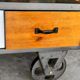 Table basse industrielle