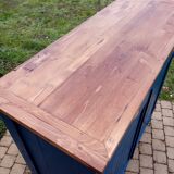Blue, wood and Parisian buffet.