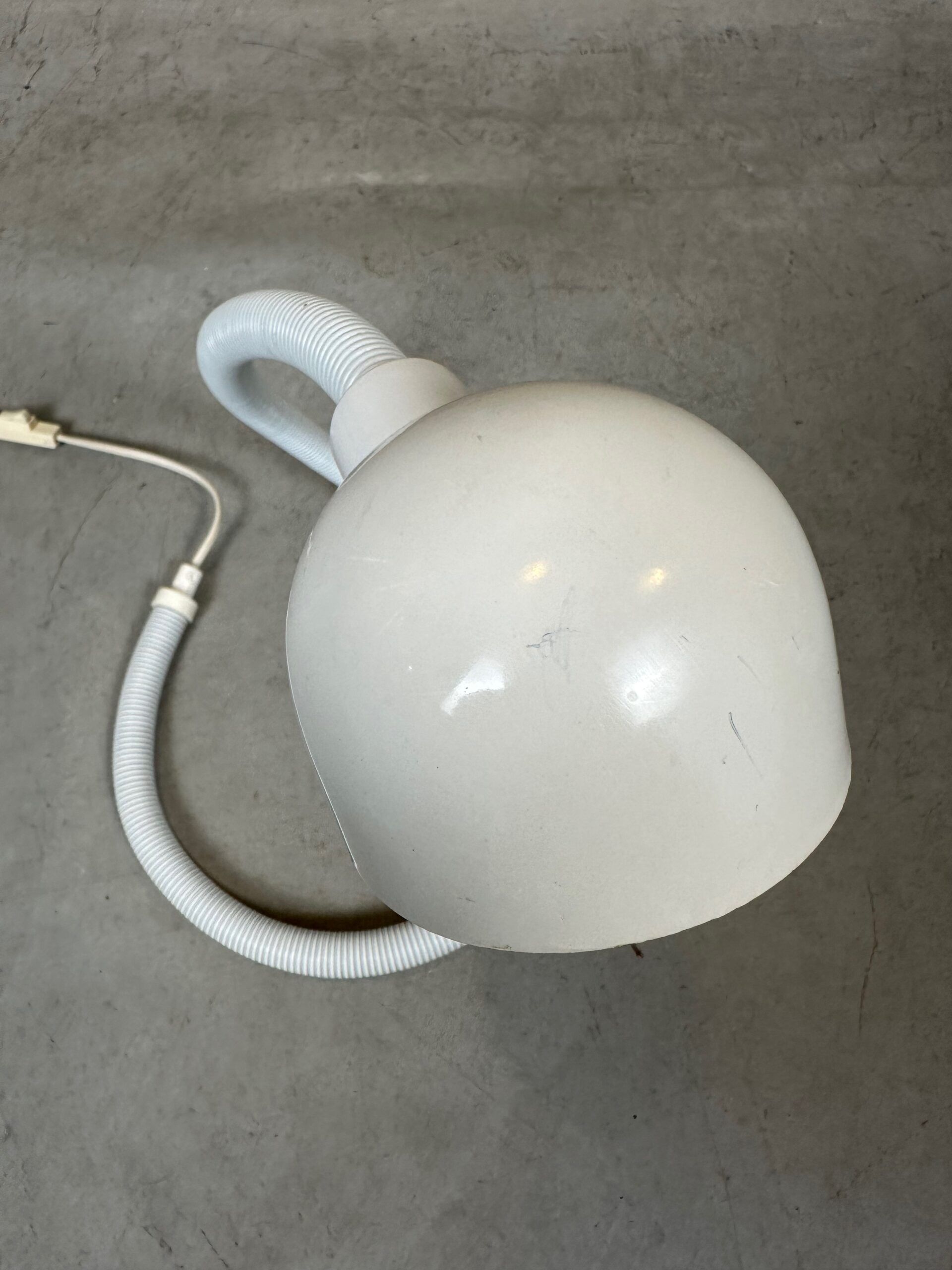 Vintage 'Snake' lamp – White