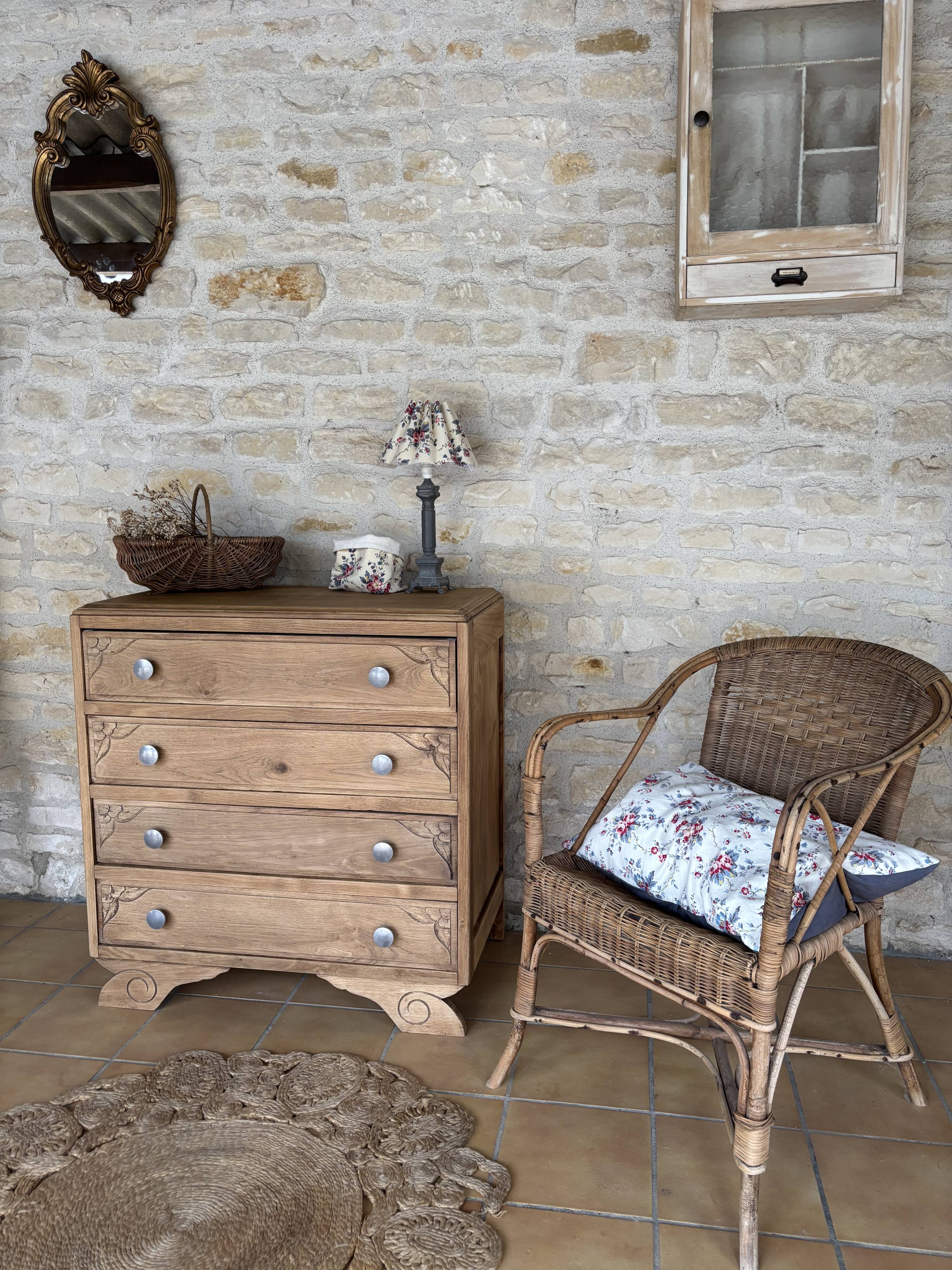 Art Deco oak chest of drawers