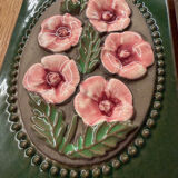 For sale: a set of 2 decorative plates by Jie Gantofta.