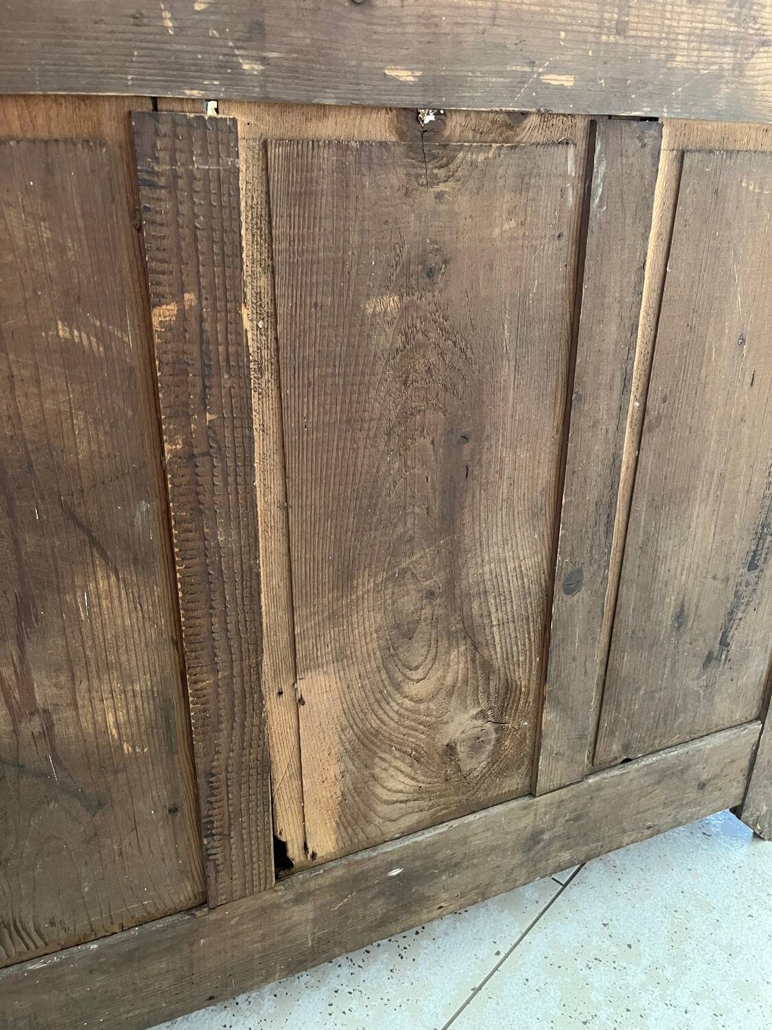 Antique dresser with glass doors and fleur-de-lys from the 50s