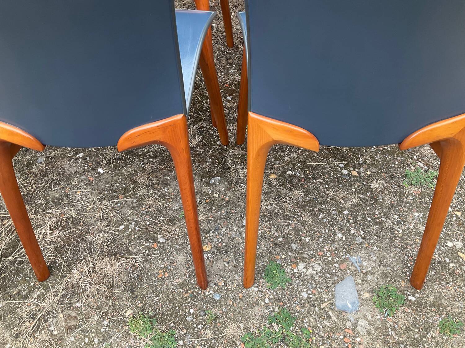 Série de 6 chaises Cassina par Josep Llusca