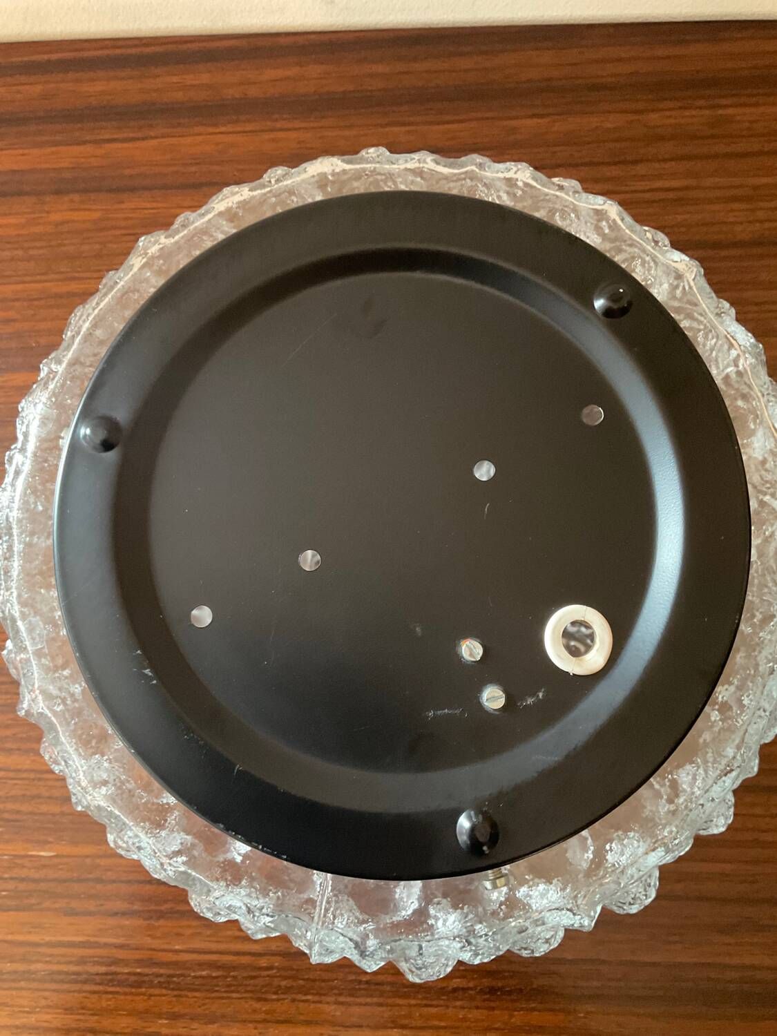 Vintage ceiling or wall light in molded glass from the 70s