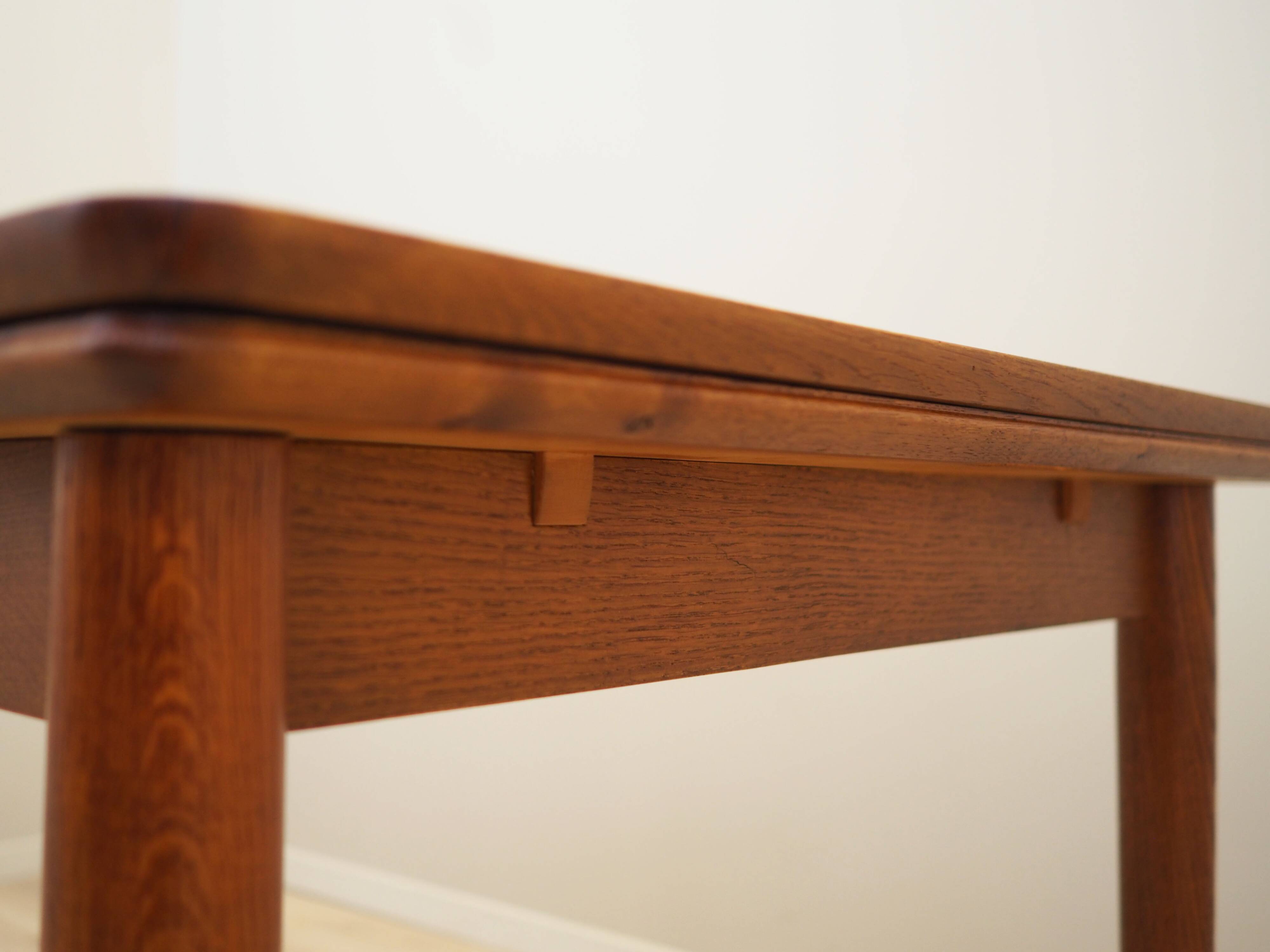 Oak table, Danish design, 1970s, production: Denmark