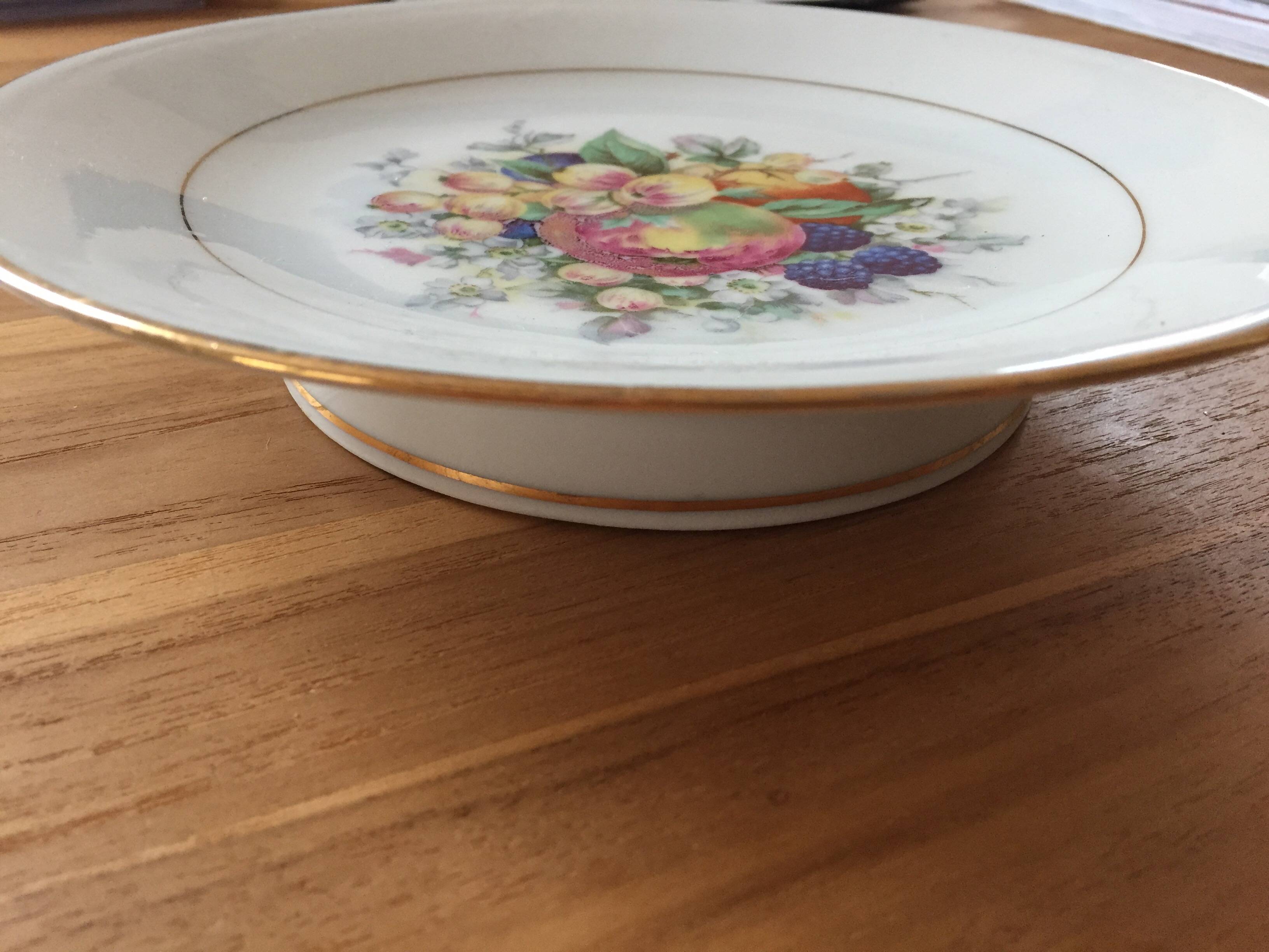 Vierzon UML porcelain cake dish