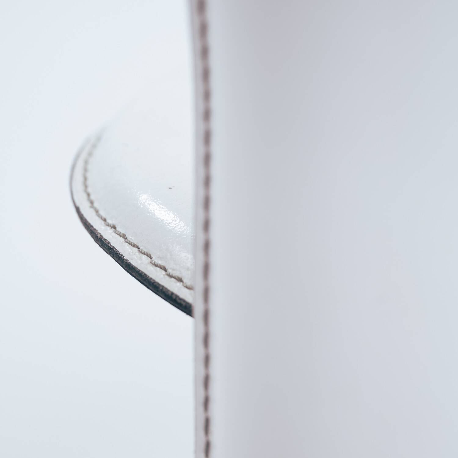 White Italian leather highback dining chairs by Ycami Italy, set of 4, 1980s