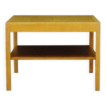 Table basse danoise en frêne par Hans J. Wagner, années 1960