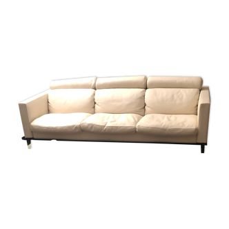 Duvivier sofa in white leather