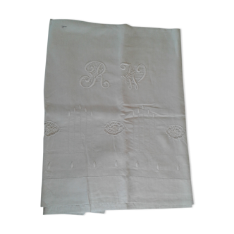 Drap ancien en lin monogramme RW ouvragé