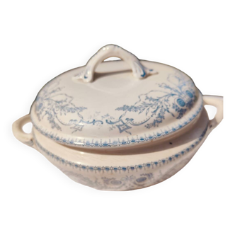 Boch Frères Ruby Vegetable Dish