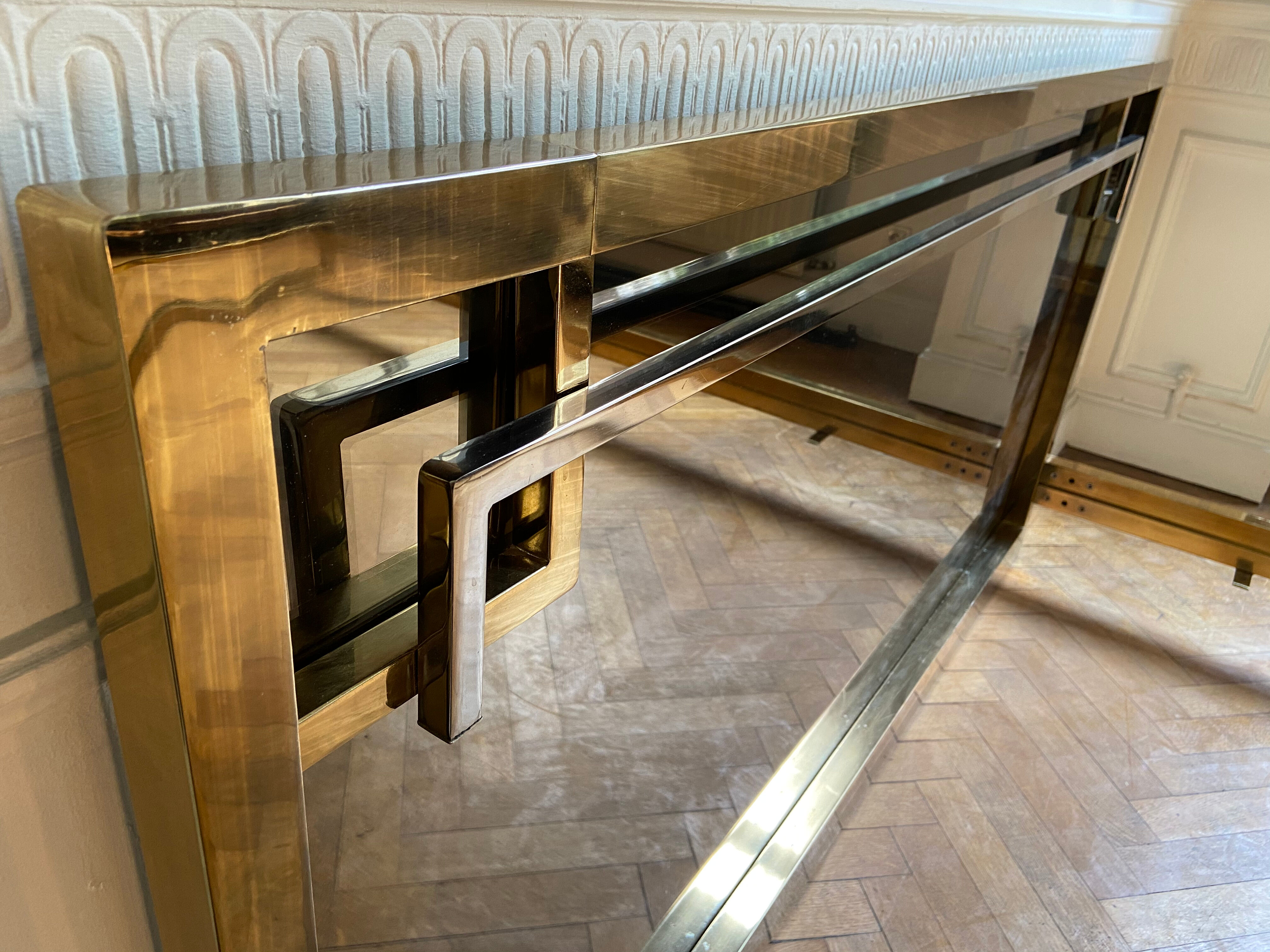 Belgo Chrom bed in gold metal and bronze mirrored headboard, 1970