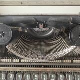 Olympia 66 typewriter