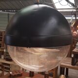 Old lantern - public lighting suspension of the city of Paris