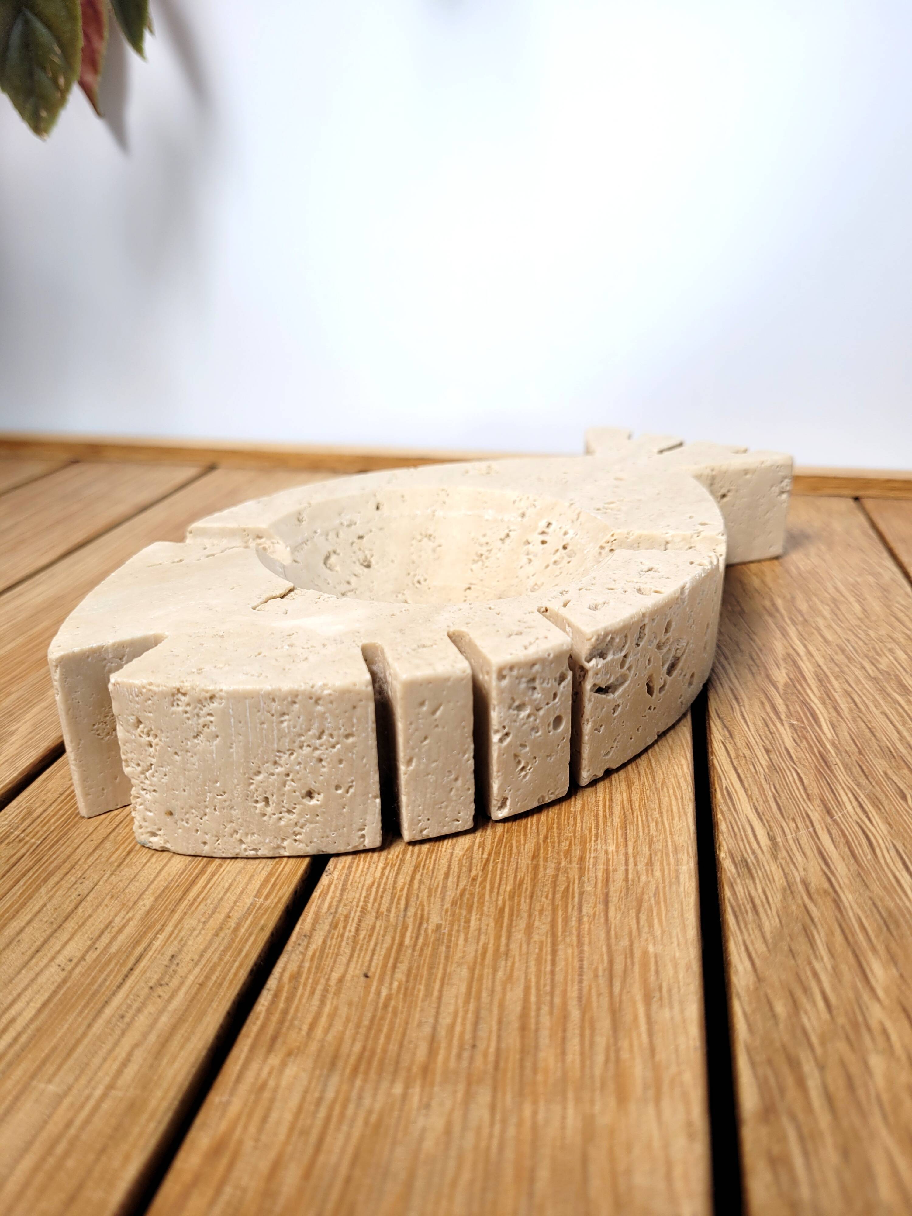 Empty ashtray travertine marble pocket 1970