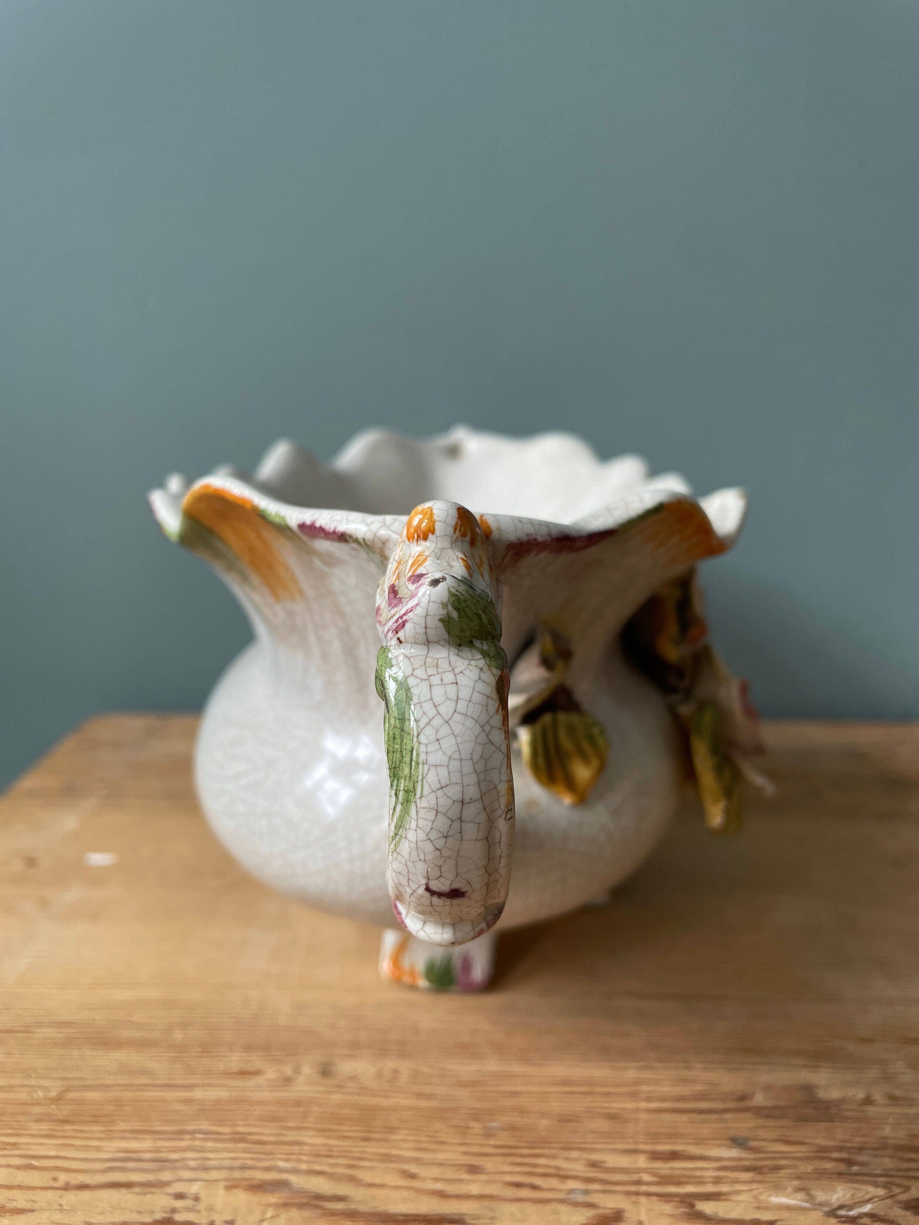 Bassano table planter, splashing flowers Italy