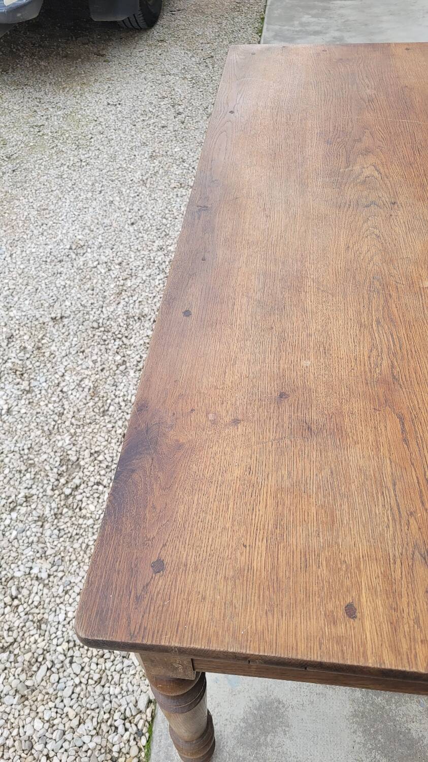 Rustic farm table in solid oak, Louis Philippe legs, 19th century - 1m40