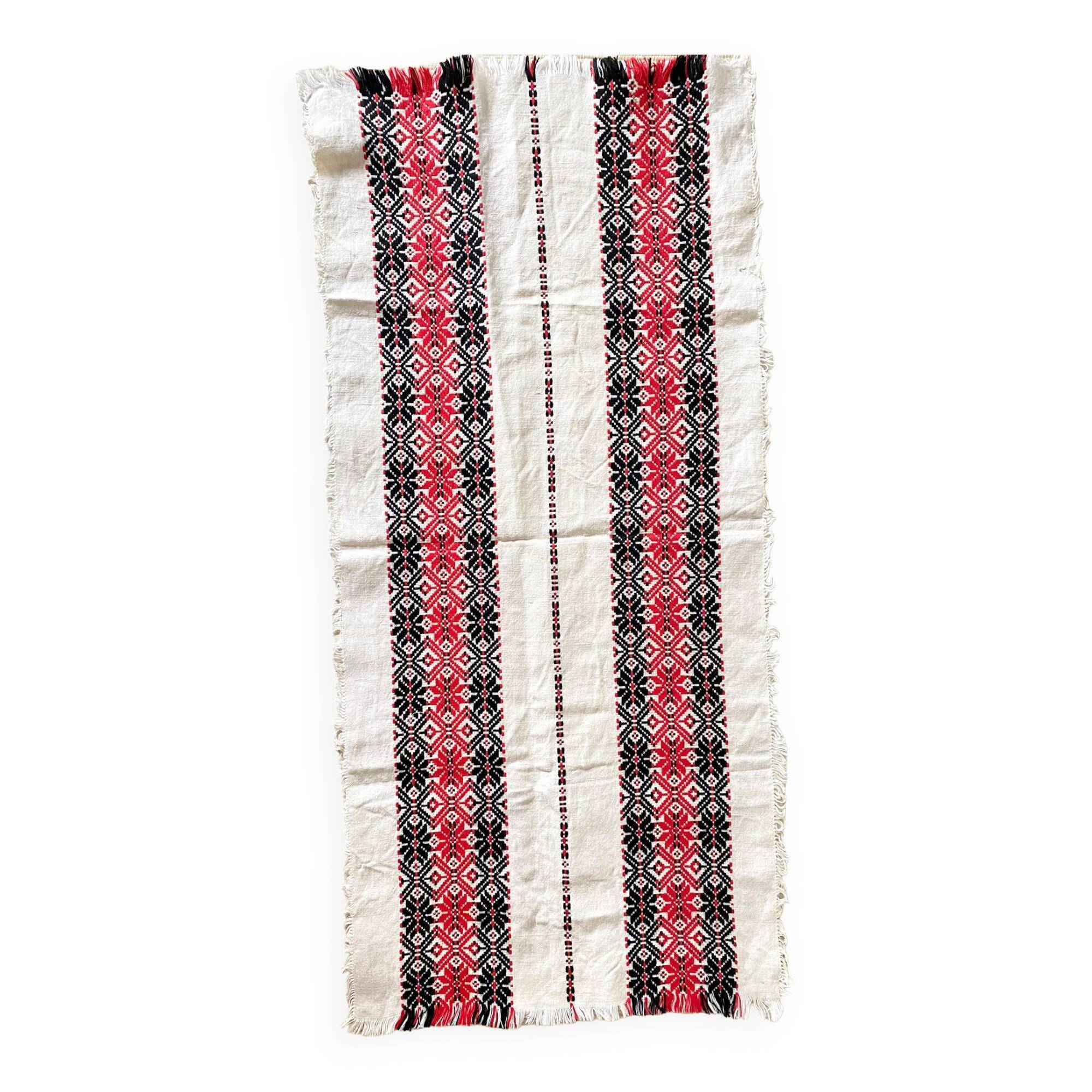 Woven cotton centerpiece 40 X 86