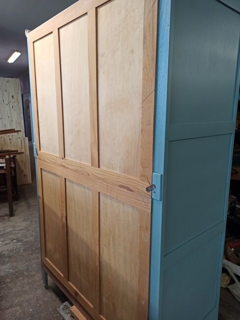 Armoire parisienne démontable
