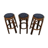 Lot de trois tabourets de bar en rotin