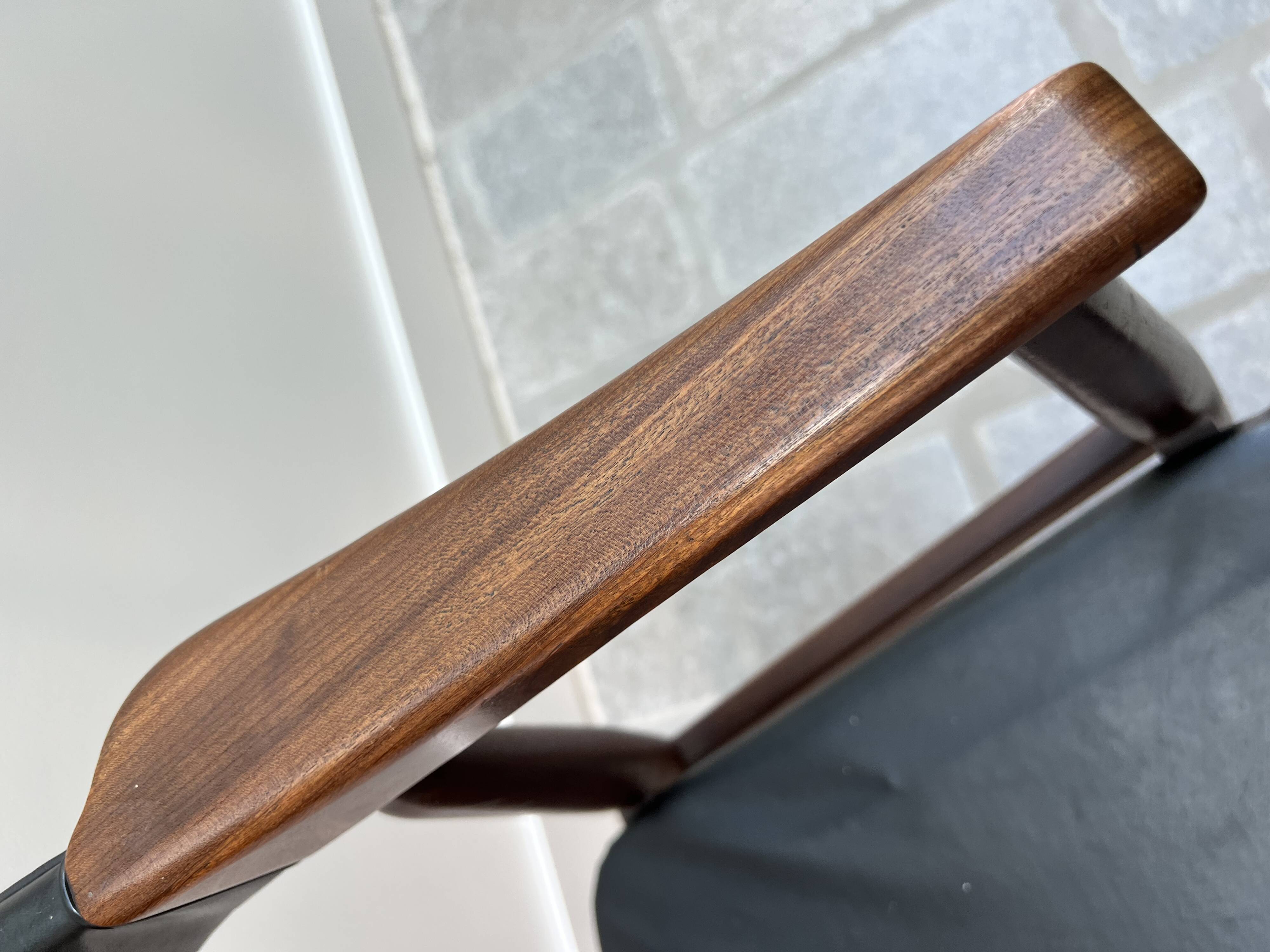 Set of 3 armchairs 213 Th. Harlev