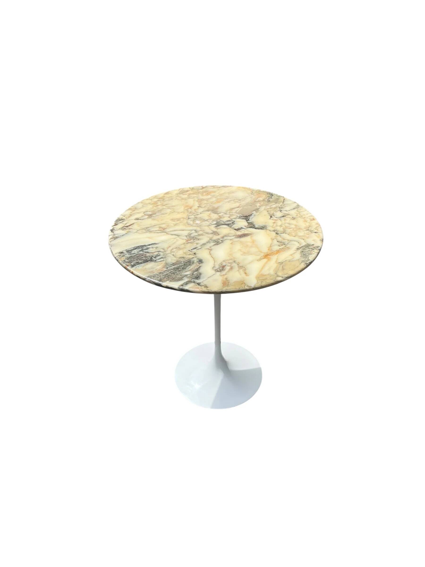 Tulip marble side table by Eero Saarinen for Knoll