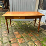 Kitchen cherry table