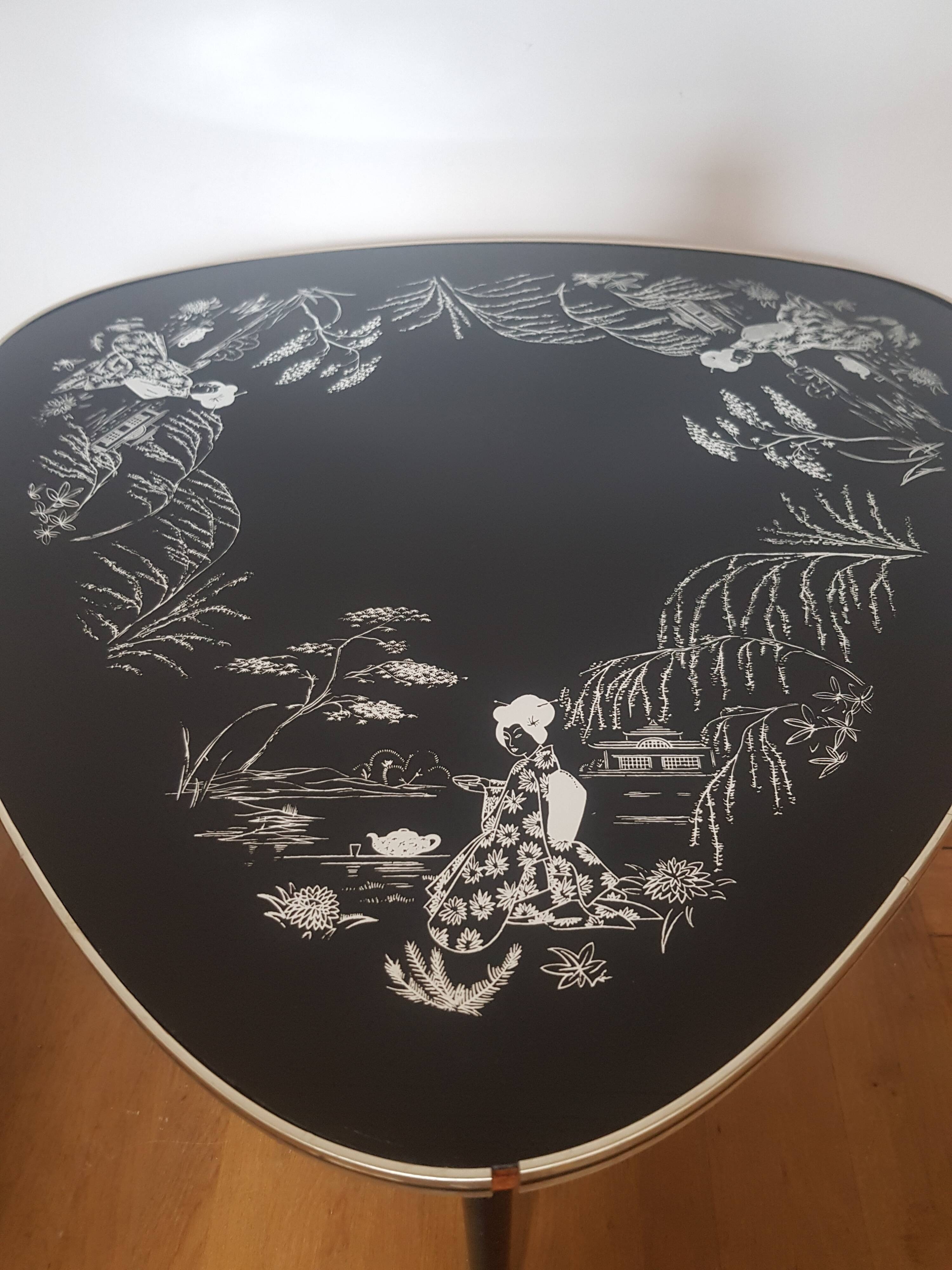 Table basse tripode Art Déco