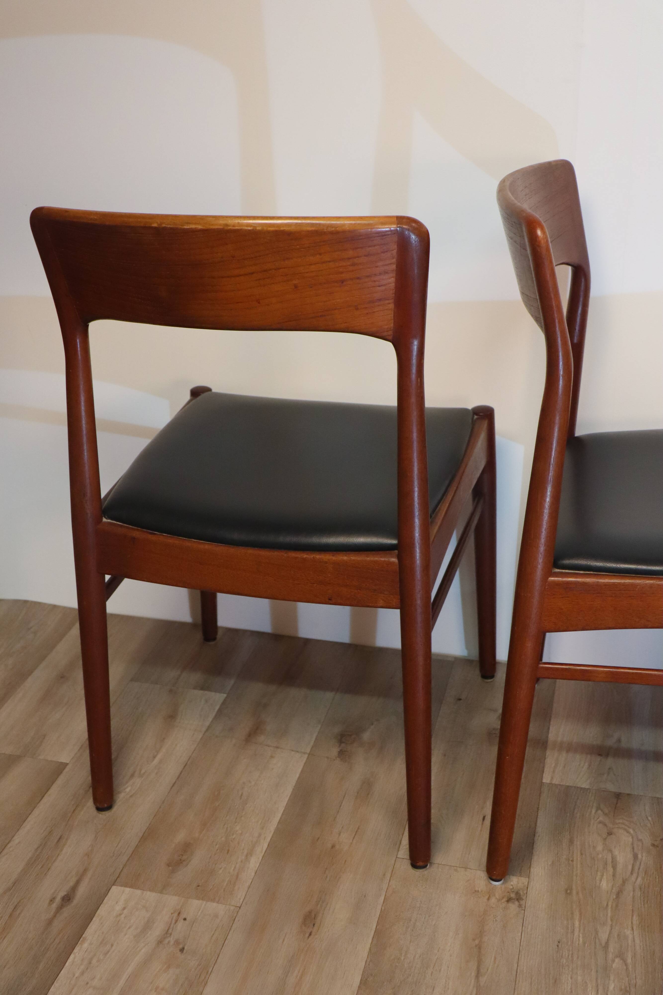 Series of 4 Scandinavian teak chairs 1960