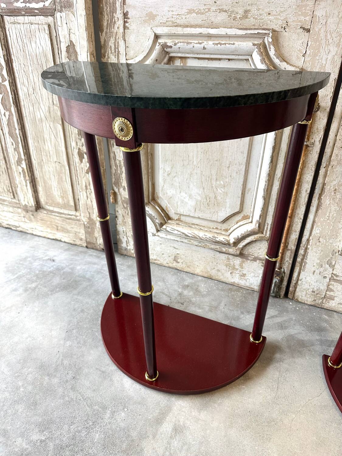 Paire de consoles, chevets table en acajou
