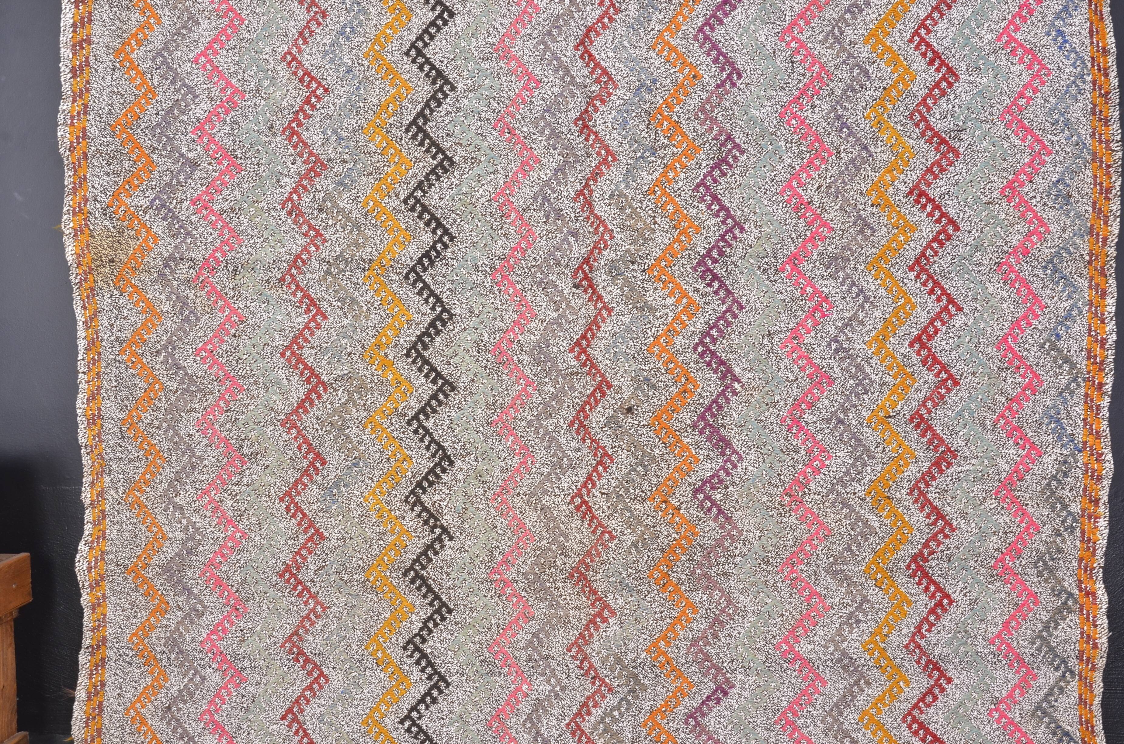 Vintage Handwoven Kilim Rug sku c280