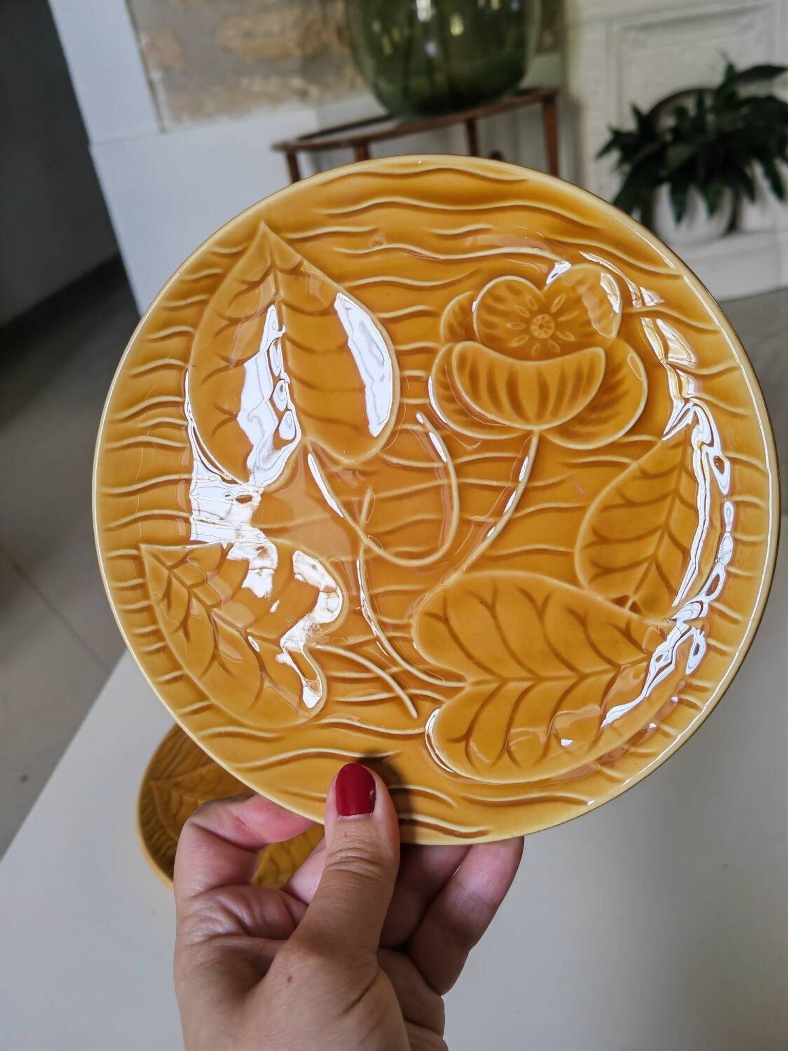7 Sarreguemines water lily plates