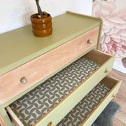 1960s chest of drawers, splayed legs
