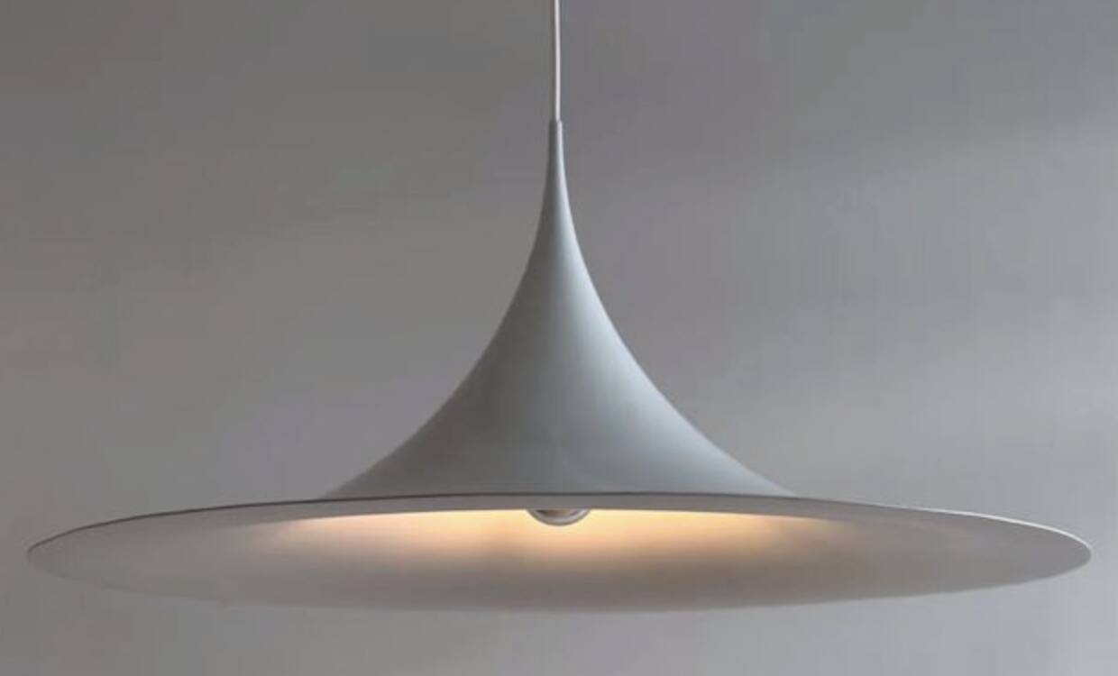 Suspension XL white metal tulip by C. Bonderup & T. Thorup, design Gubi