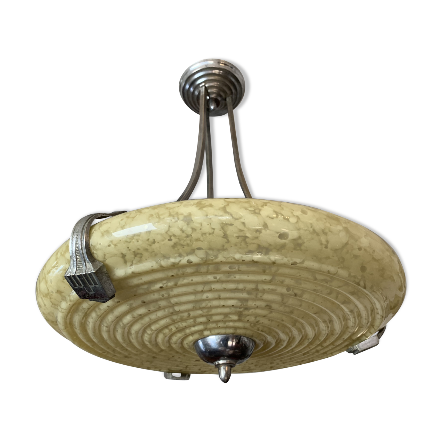 Art deco lighting cut