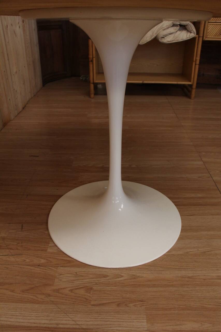 Table ronde Tulipe en marbre Calacatta de Eero Saarinen - Ø 107 cm - Knoll