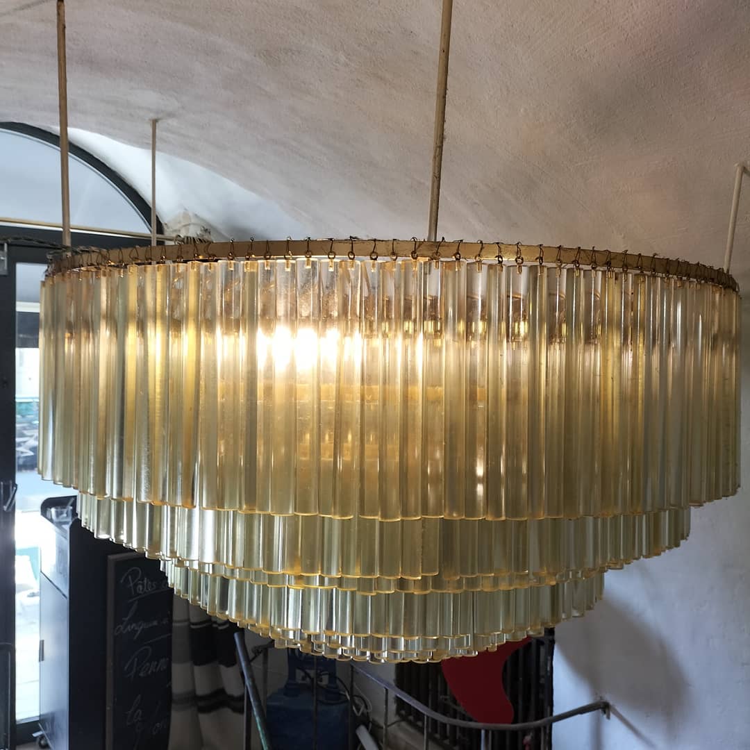 Magnificent Venini chandelier made in the 60s in Murano