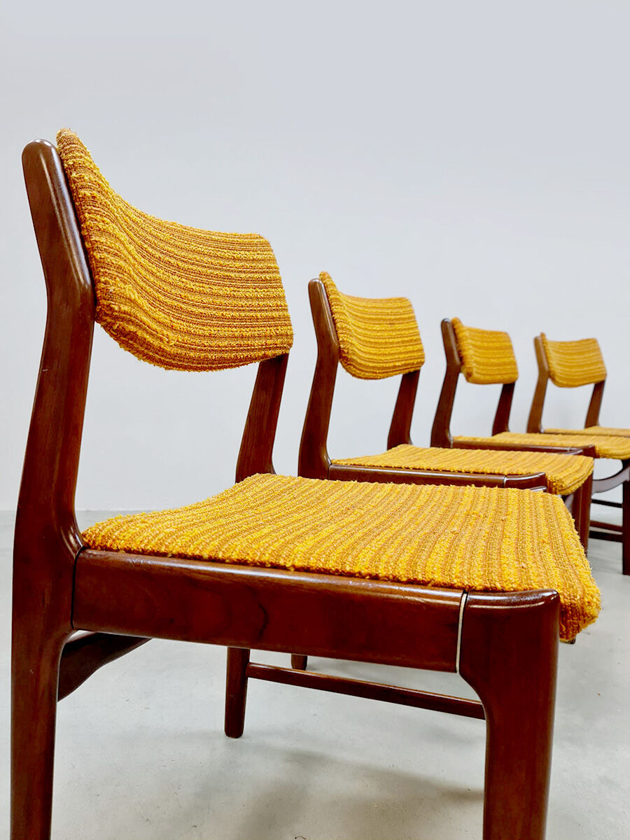 Vintage Danish dining chairs 'Orange elegance'