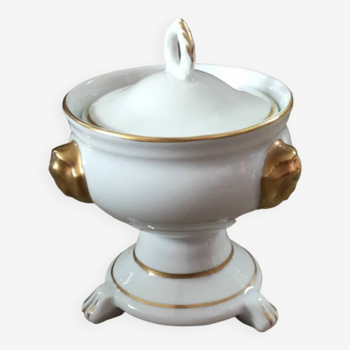 Pot couvert en porcelaine blanche