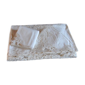 Hand embroidery tablecloth 170x260 + 12 matching towels