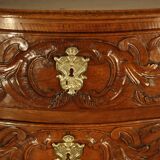 Commode arlésienne 18e